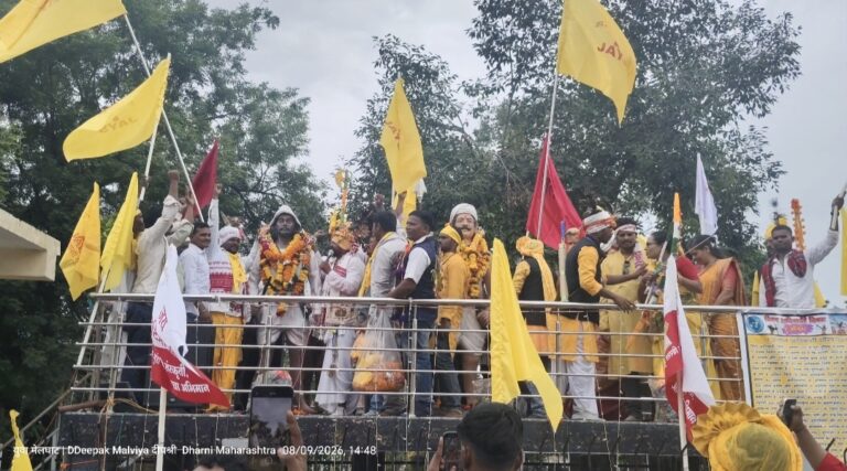 धारणी में विश्व आदिवासी दिवस पर निकली विशाल रैली:  रंगभवन मैदान -बस स्टैंड- जयस्तंभ चौक से होते हुए शहर में गूंजे “आदिवासी एकता के नारे